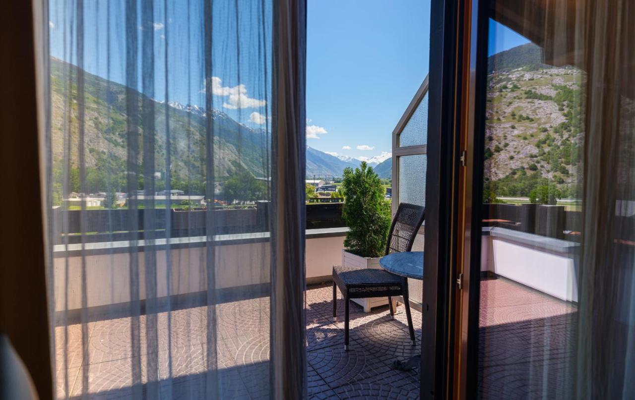Relais Bayard Hotell Leuk Exteriör bild